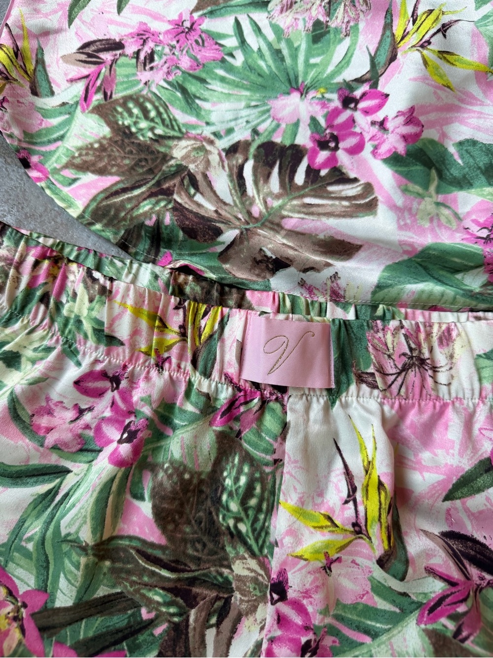Victoria's Secret tropical floral print pajama set